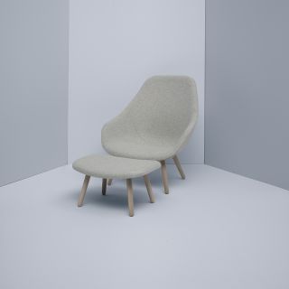 About a Lounge 82 mit Ottoman 03